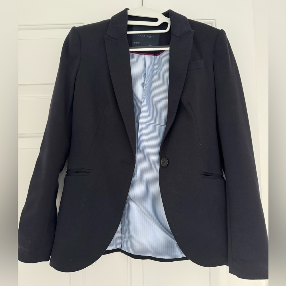 Zara blazer navy blue size XS.